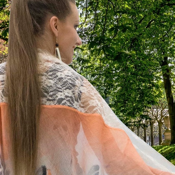 Modal and lace shawl triangle shape - Picture 2 of 2